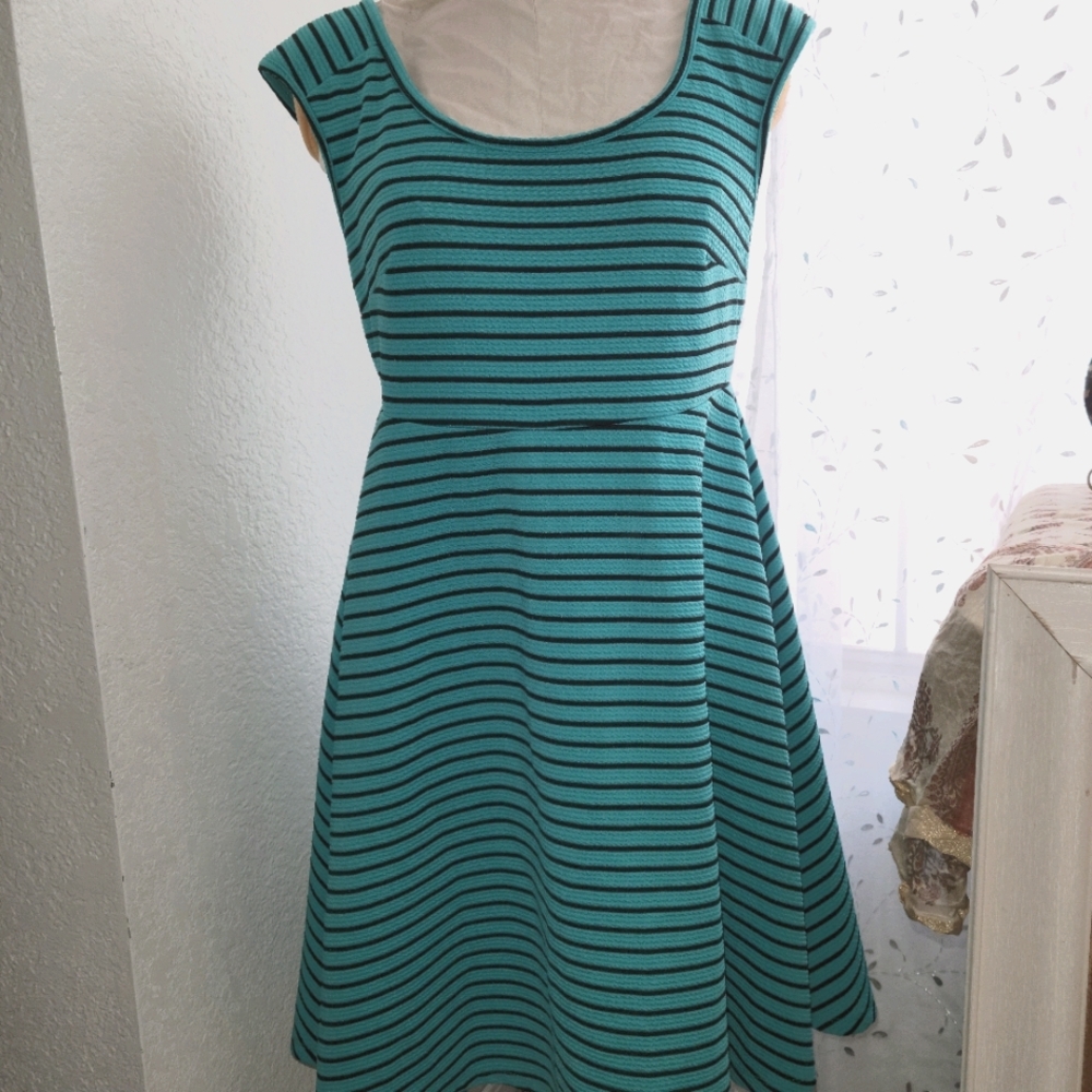Pin up style dress torrid